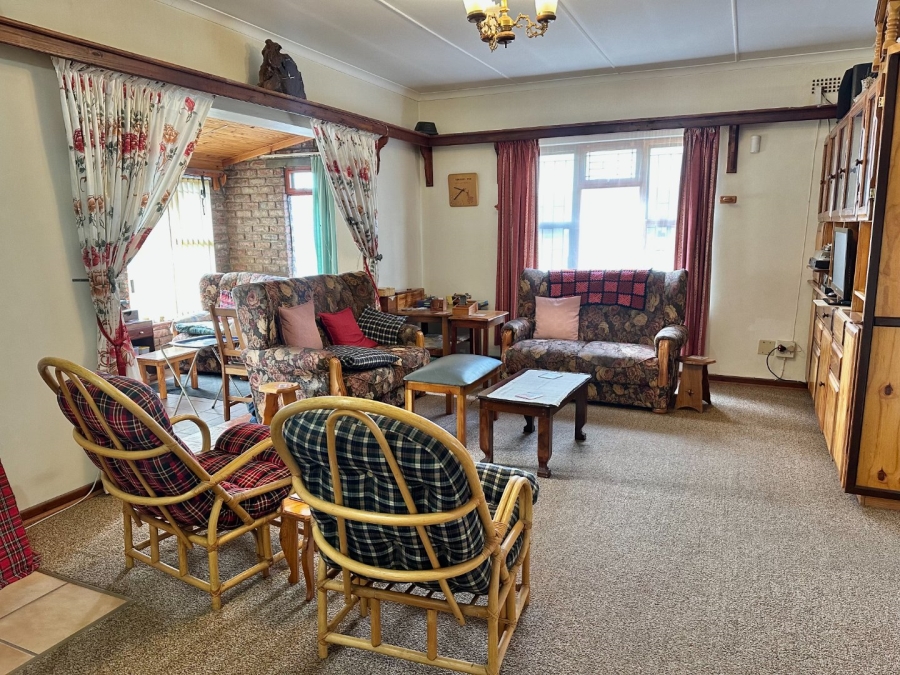 3 Bedroom Property for Sale in Albertinia Western Cape